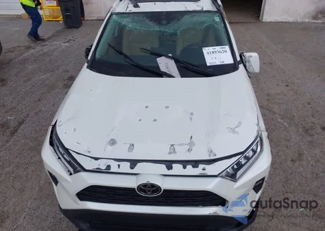 2021 Toyota Rav4 Xle Premium z USA, uszkodzony, nr VIN 2T3A1RFV1MW170720